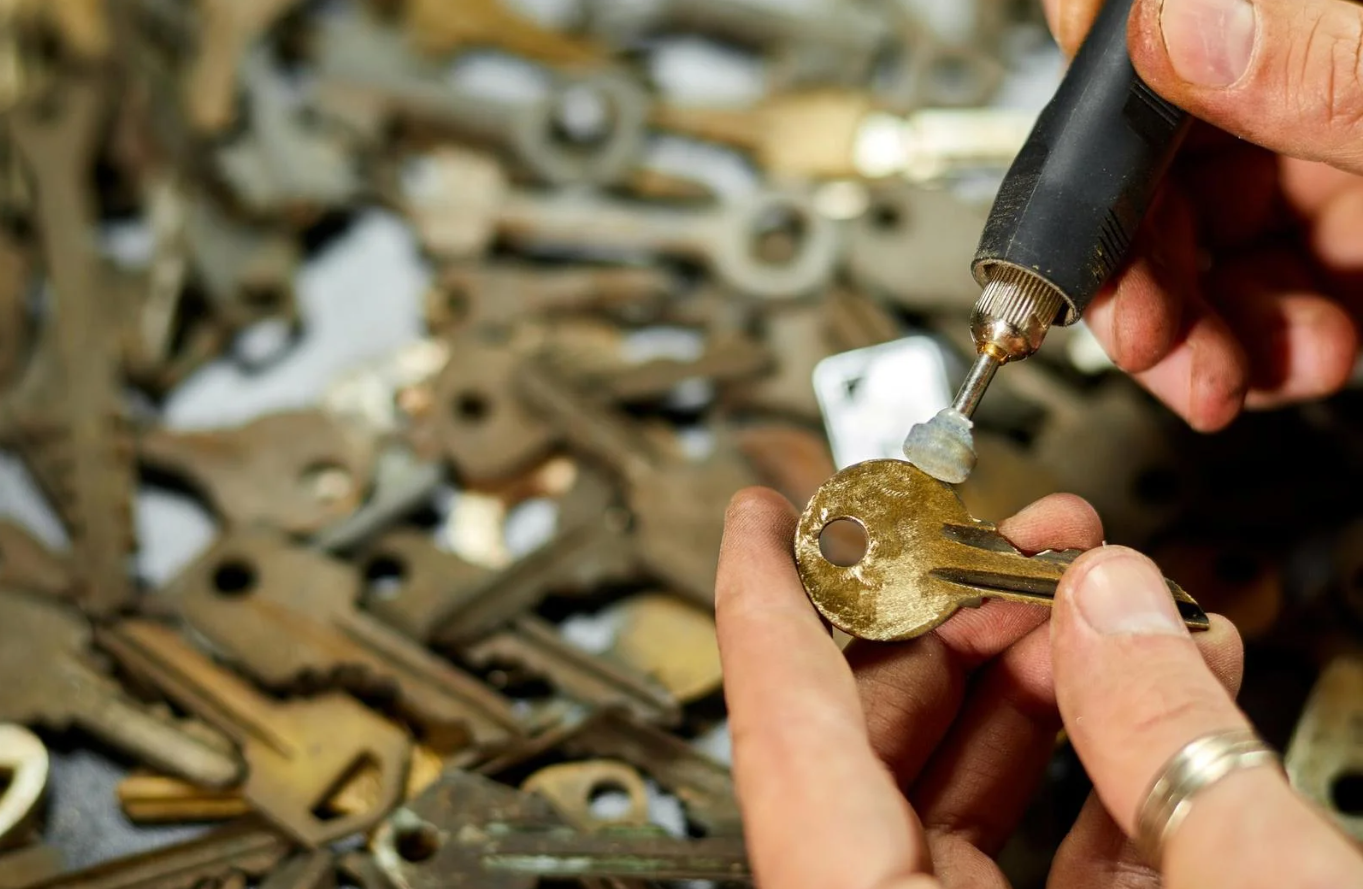 emergency locksmith.