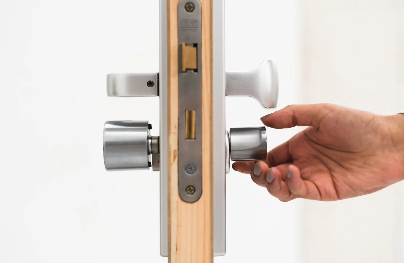 office lock installation service