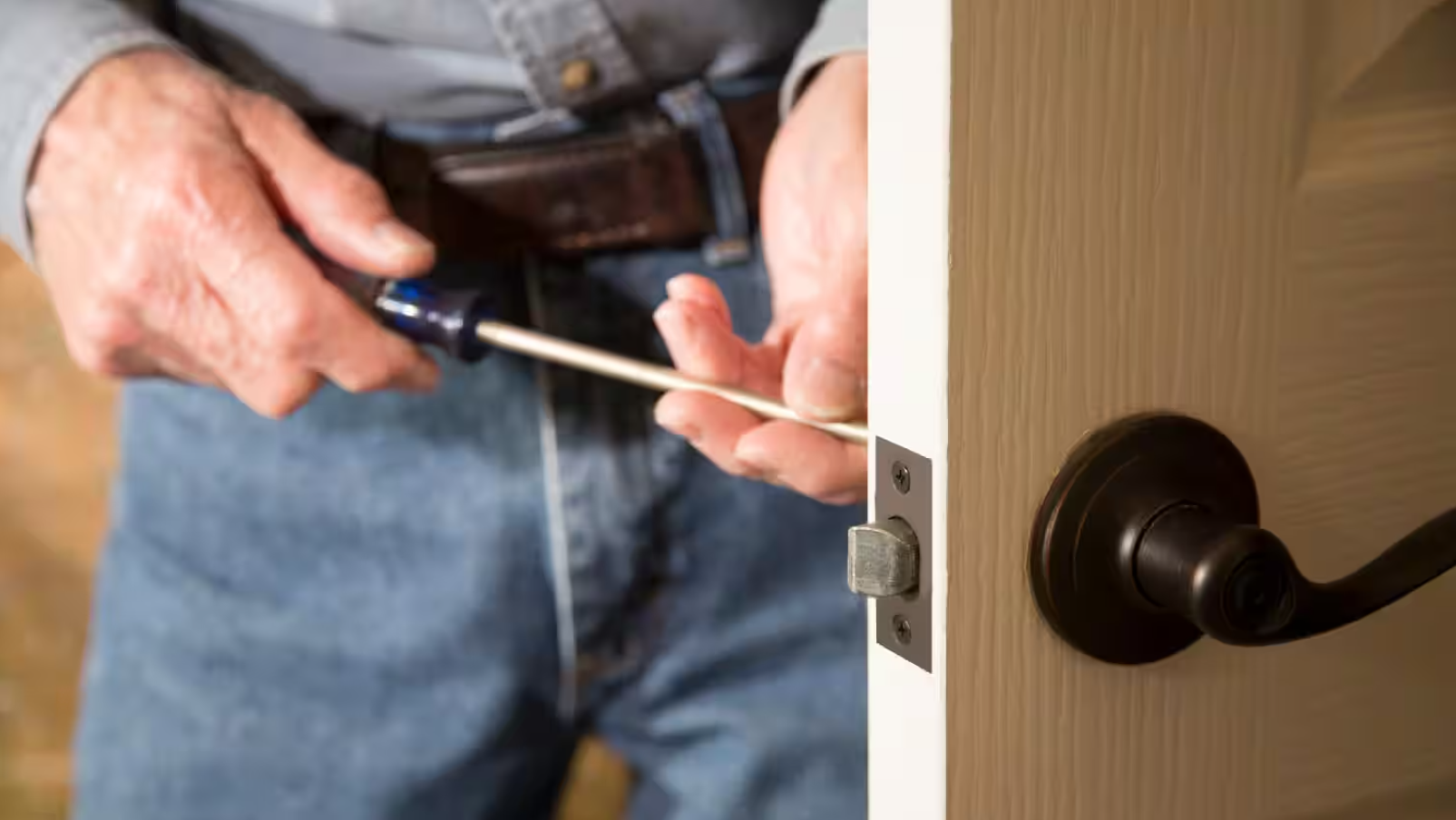 residential locksmith service of TikTok Locksmith.