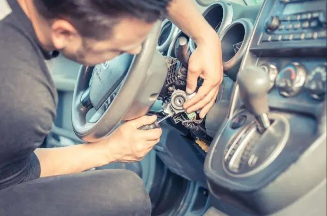 How Auto Locksmiths Are Revolutionizing Car Security Solutions